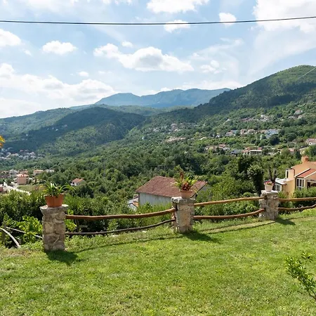 Apartment Sea View With Garden Near Opatija