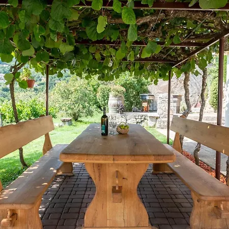 Sea View With Garden Near Opatija Apartment *